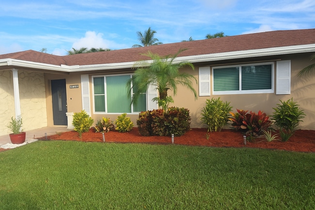 Foto del edificio - 44 W Arch Dr