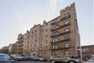 Building Photo - 3230 93rd St