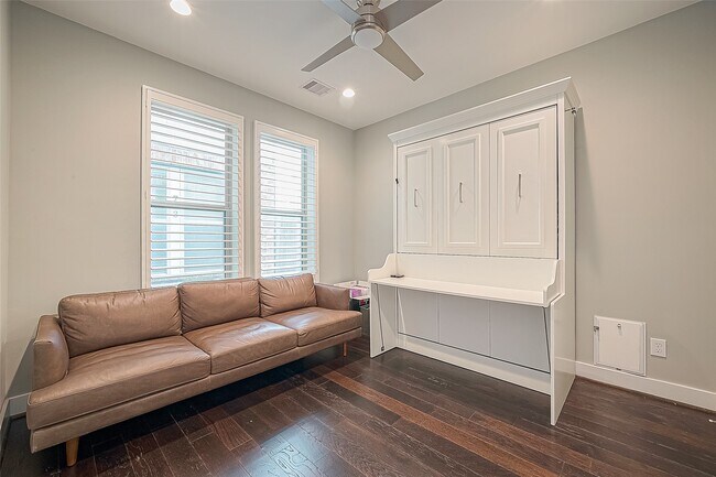 Foto del edificio - 712 Clark St