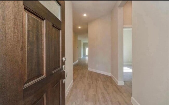 Building Photo - 427 Micaela Meadows Ct