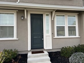 Building Photo - 18673 McClellan Cir