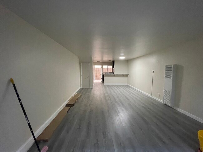 Building Photo - 4087 Tujunga Ave