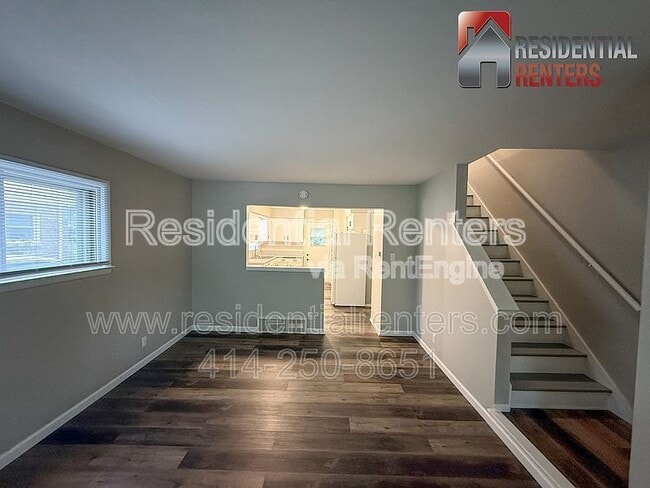 Building Photo - 5826 N 117th St