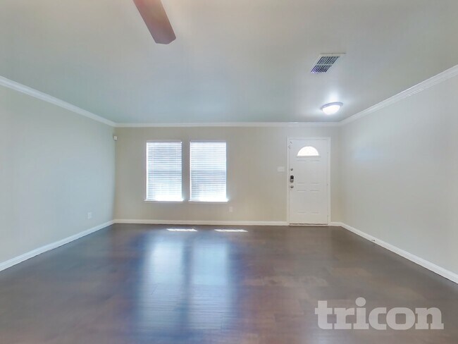 Foto del edificio - 12632 Shady Cedar Dr