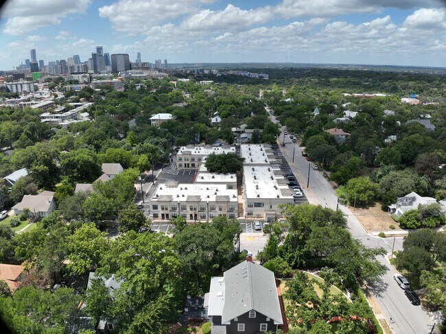 Exterior 3D - Thirty Two West