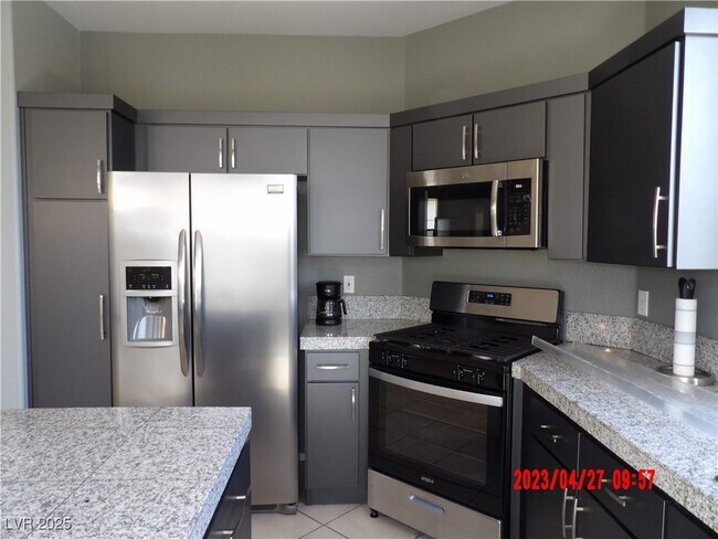 Building Photo - 10704 Moon Flower Arbor Pl