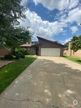 Building Photo - 4470 Ridgecrest Cir