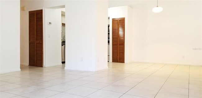 Building Photo - 739 Warrenton Rd