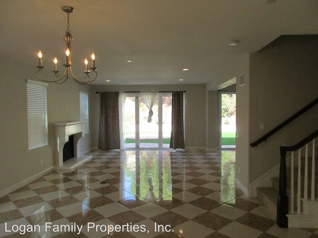 Building Photo - 5 br, 4 bath House - 7772 Chadamy Way