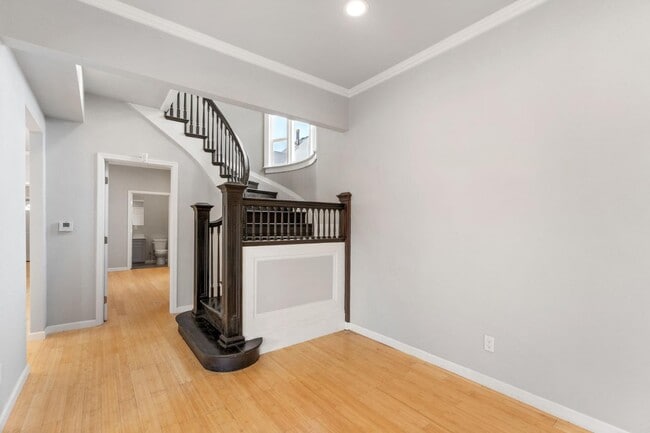 Foto del edificio - 1015 Martin Luther King Jr Way