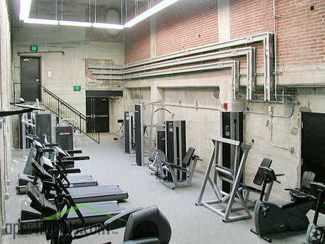 Gimnasio - The Continental Life Building