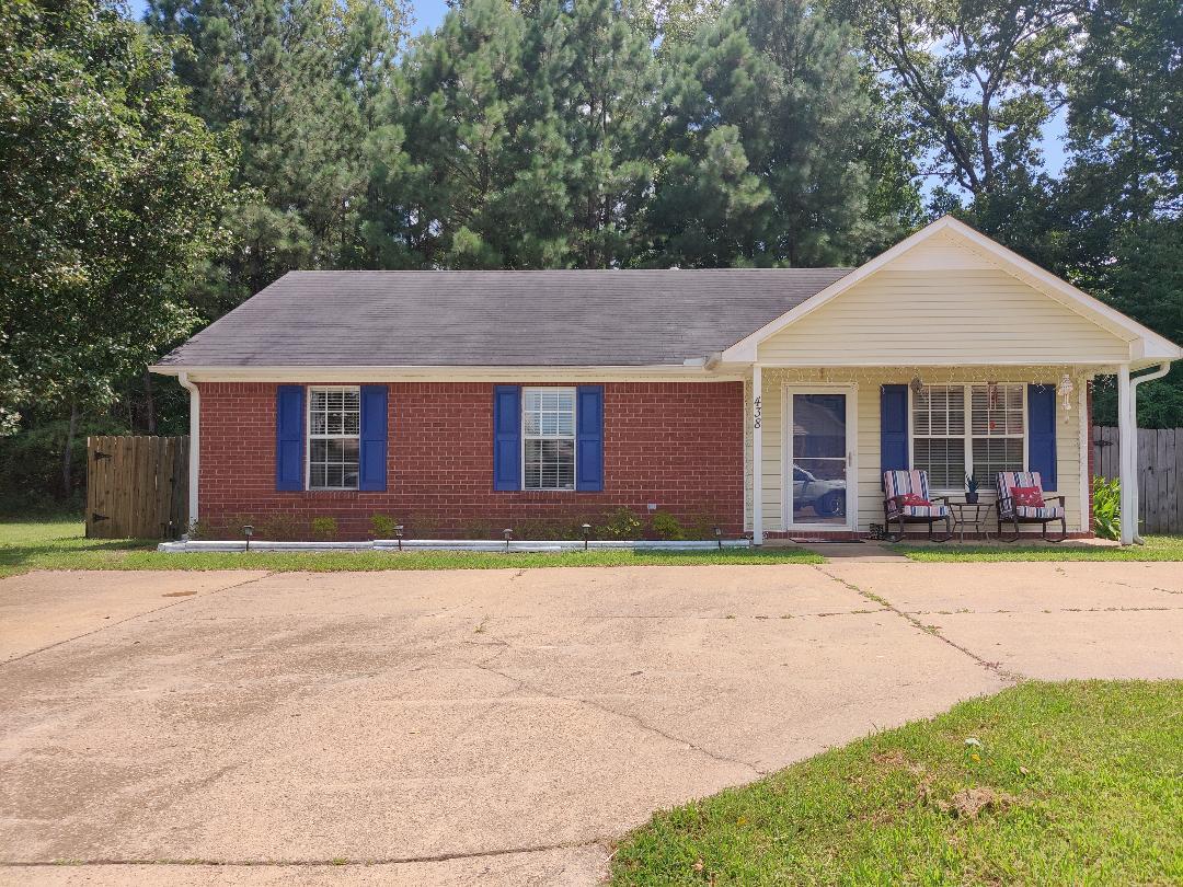 Photo - 438 Beauregard Circle (Oxford, MS)