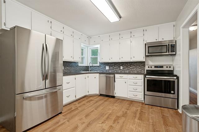 Building Photo - 1316 Eastview Dr