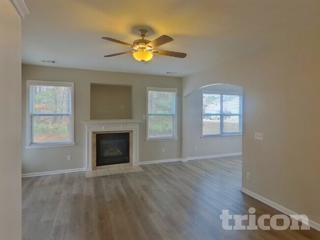 Foto del edificio - 9106 Valleyview Ct