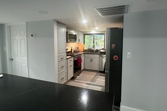 Building Photo - Charming 3BR House in Fairfax Station