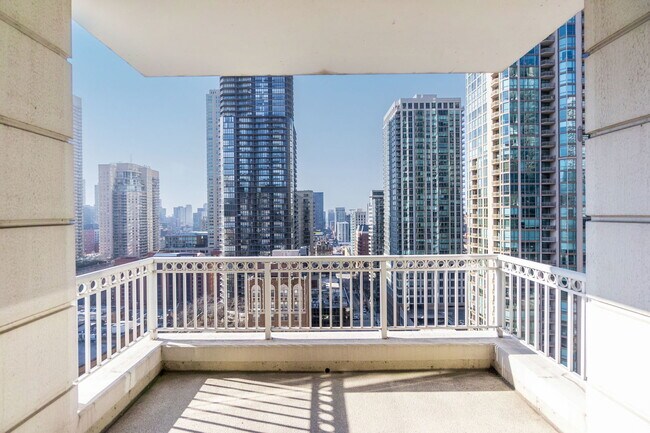 Foto del edificio - 55 E Erie St