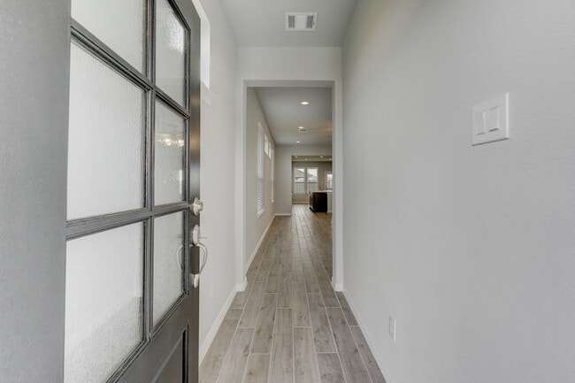Building Photo - 10505 Stone Peak Dr