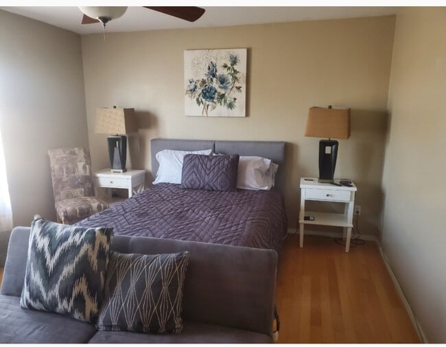 Main Bedroom - 7010 S 24th Ln