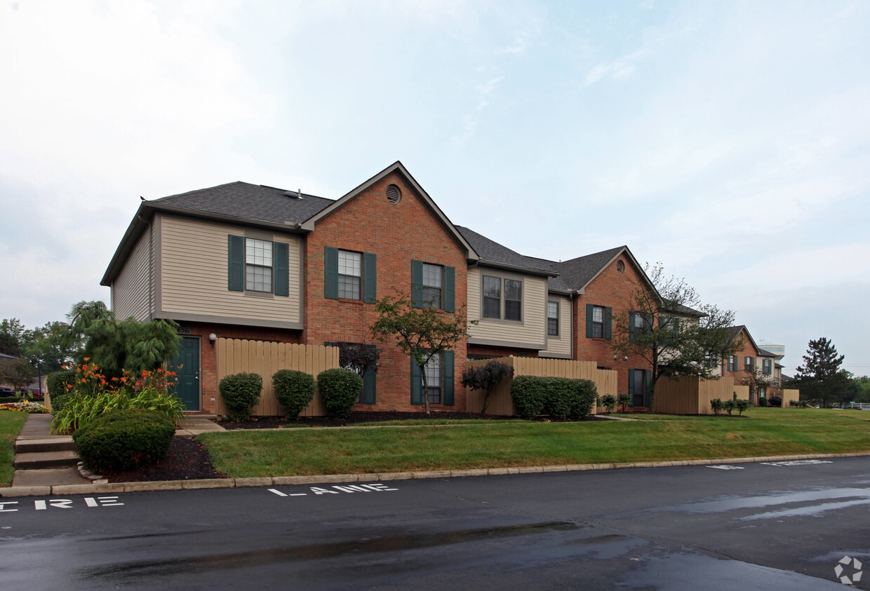 Rosebrook Village Apartments Reynoldsburg, OH