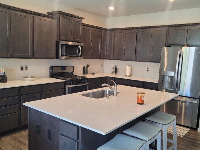 Foto del edificio - Edgewood home for rent - 4 bedroom 3 bath ...