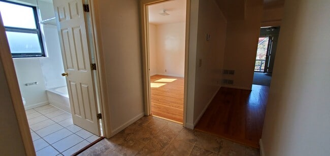 Building Photo - 6253 Cates Ave
