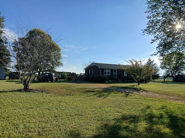 corner lot - 4008 Lebanon Rd