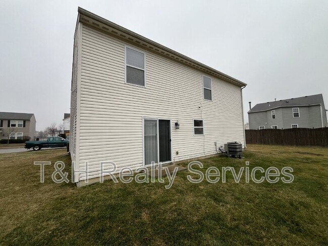 Foto del edificio - 7736 Danube St