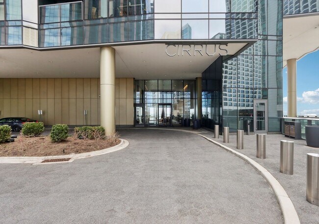 Foto del edificio - 211 N Harbor Dr