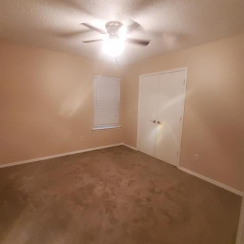 Building Photo - 7017 Snowy Owl St