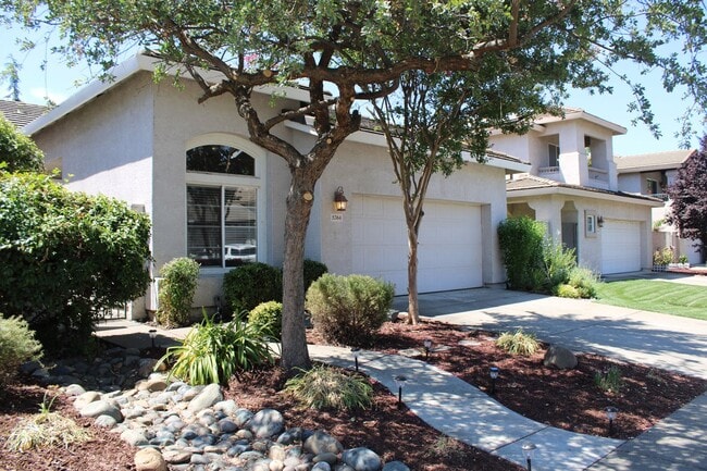 Building Photo - 5364 Delta Dr