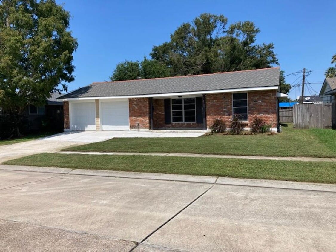 Primary Photo - Newly remodeled ranch style home