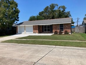 Building Photo - 7105 Asher St