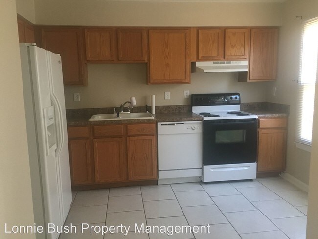 Building Photo - 3 br, 2.5 bath House - 311 Osprey St