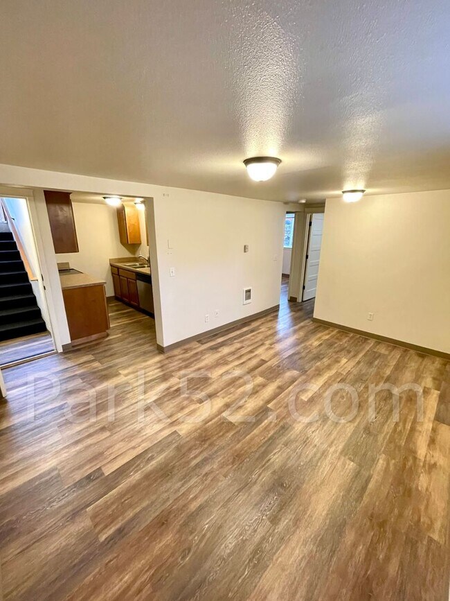 Foto del edificio - 401 N M St