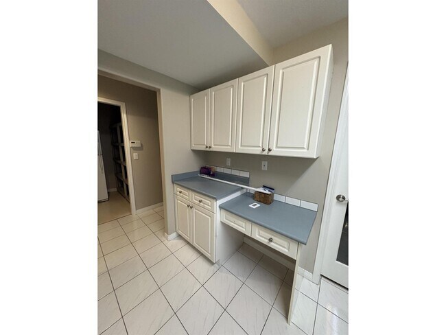 Photo du bâtiment - 15550-15526 26 Ave