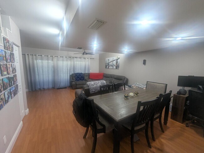 Foto del edificio - 4736 NW 90th Ave