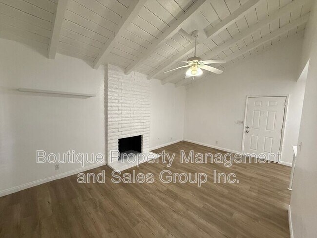 Foto del edificio - 2258 Pamela Ln