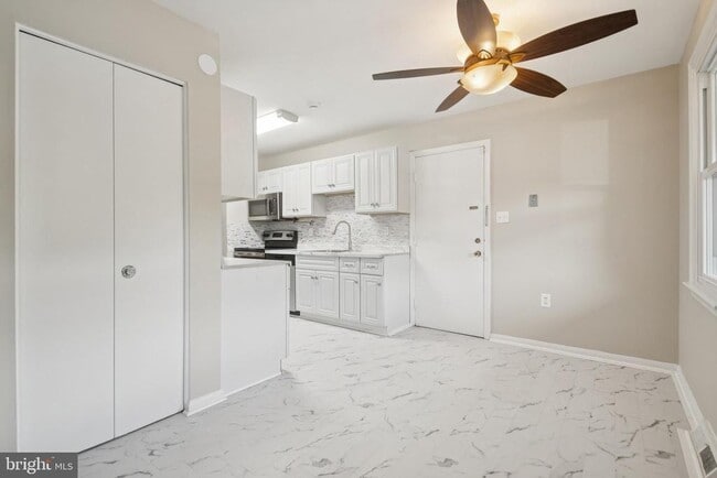 Foto del edificio - 2707 Lackawanna St