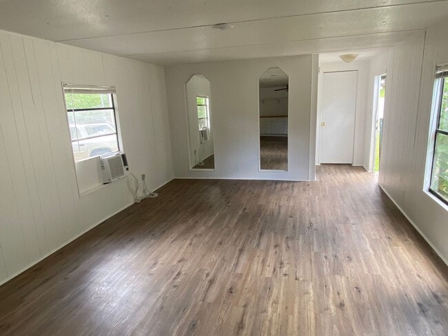 Photo - 1145 S Christiana Ave House