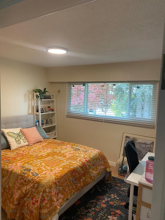 Building Photo - 7037 Gibson St