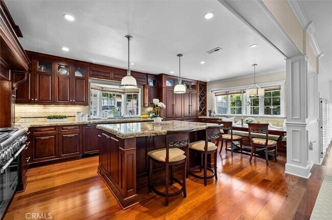 Building Photo - 1760 9th St