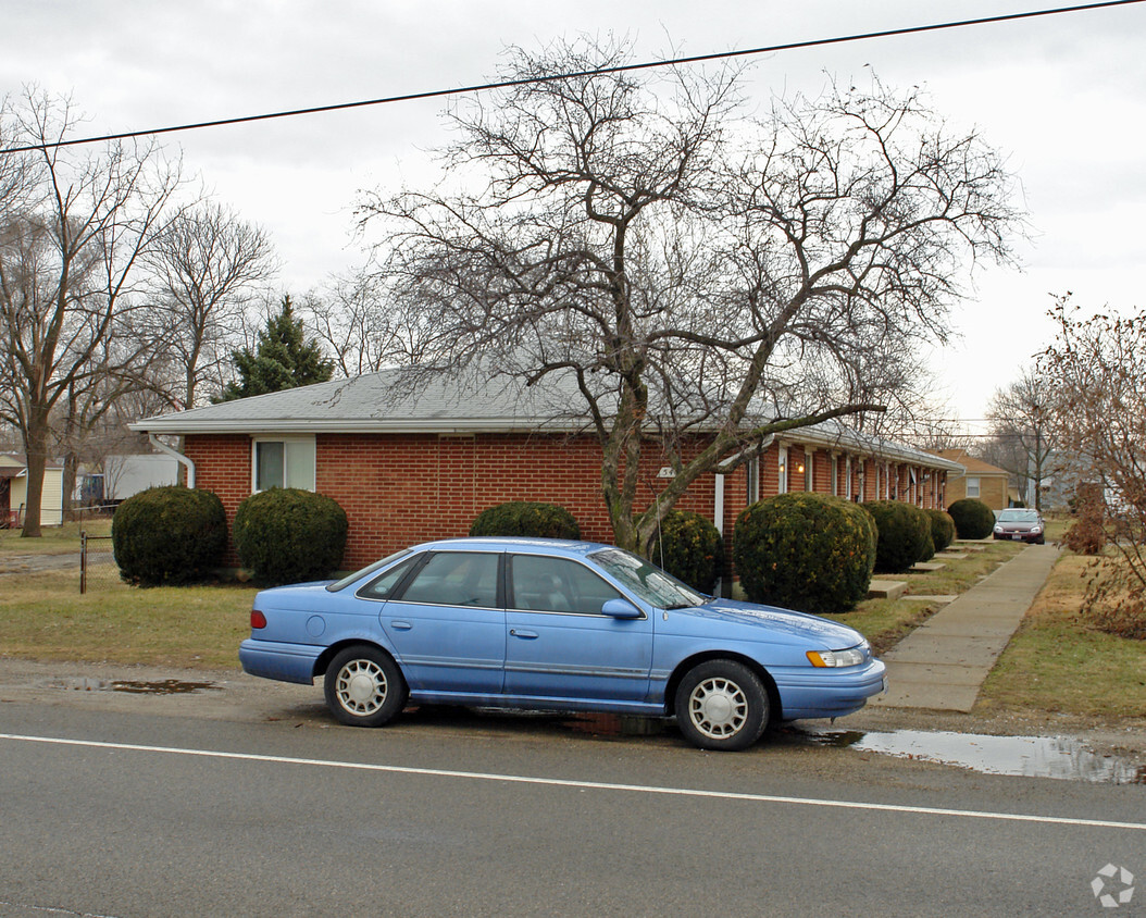 Primary Photo - 544 Brandt St