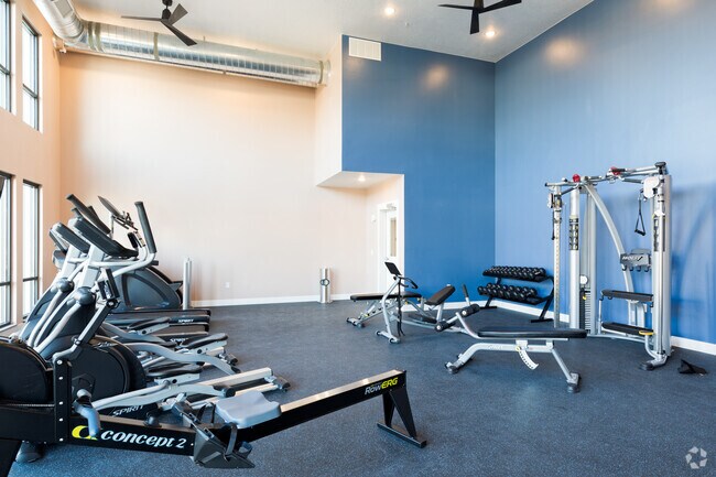 Gimnasio - Millcreek I