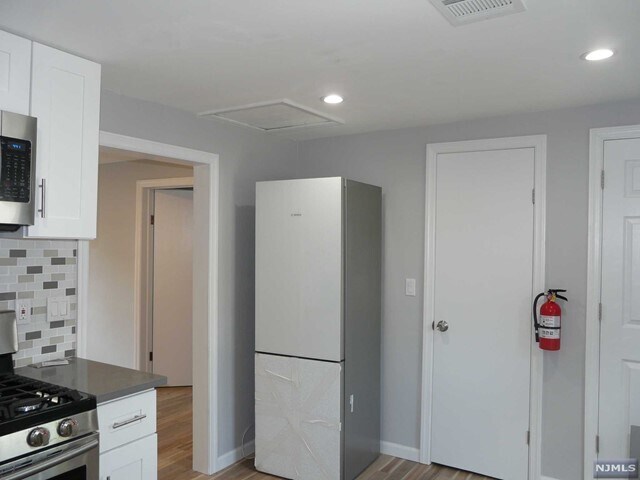 Building Photo - 471 Elm Ave