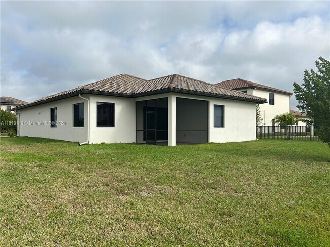 Building Photo - 4936 Brigata Wy