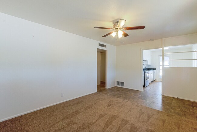 Building Photo - Affordable Rental- No HOA!
