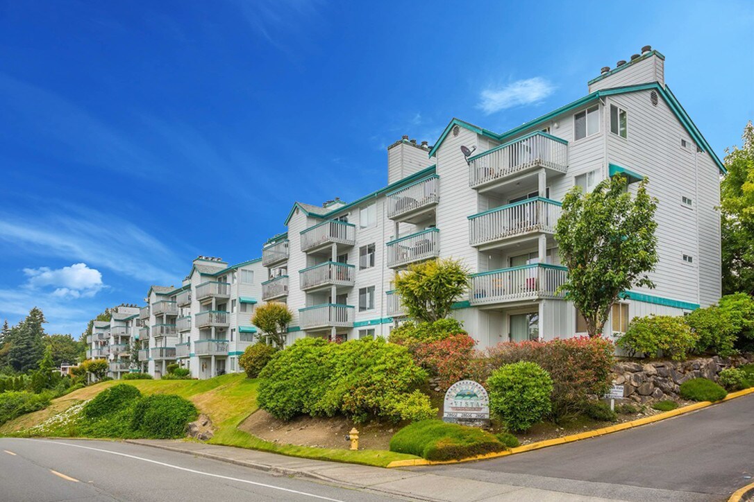 28602 16th Ave S, Federal Way, WA 98003 Condo for Rent in Federal Way