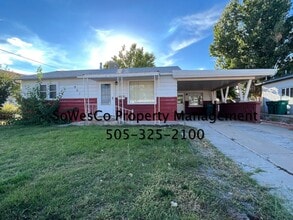 Building Photo - 901 N Buena Vis Ave