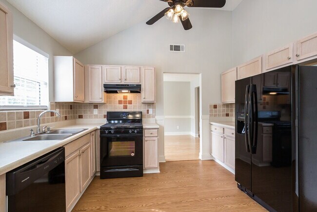 Foto del edificio - 3658 Arrowhead Pl