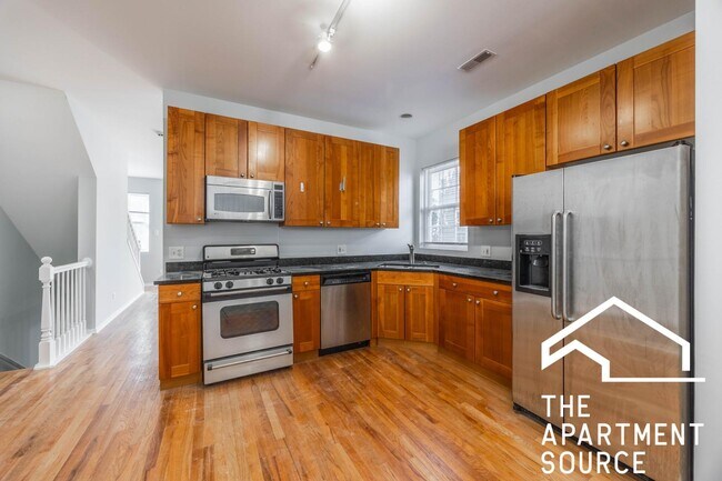 Foto del edificio - 2320 W Adams St
